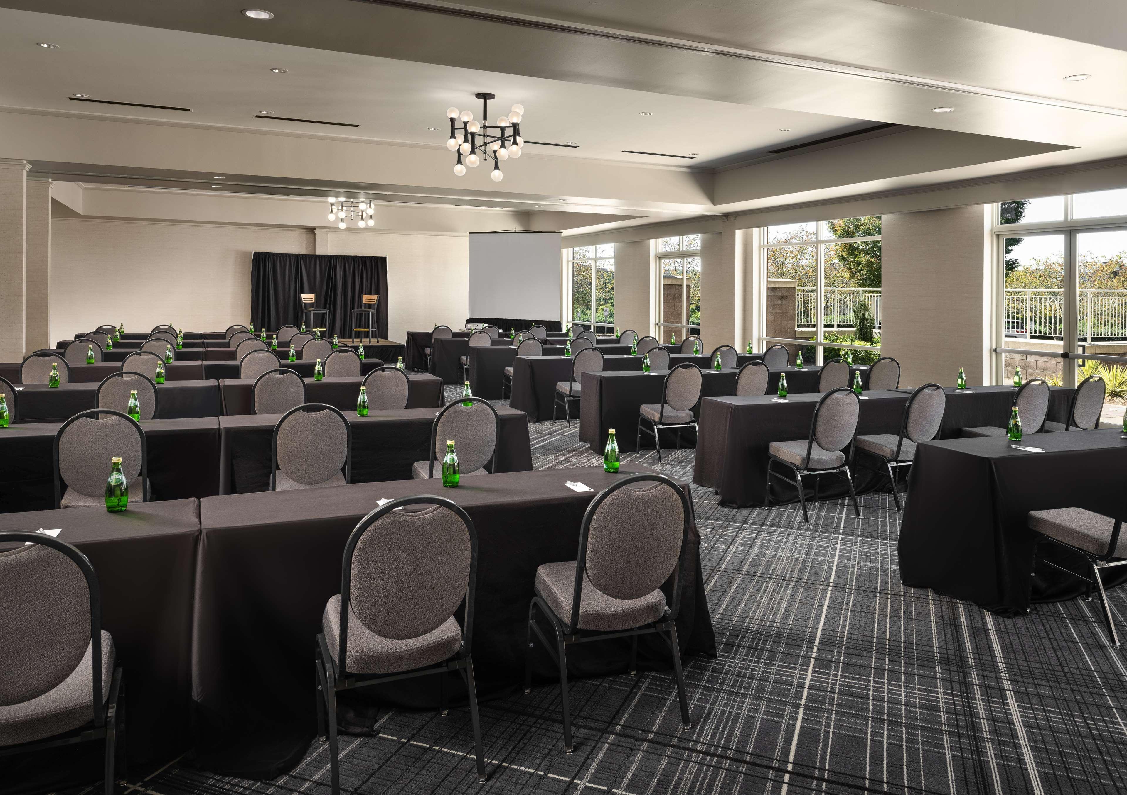Hilton Charlotte Airport Hotel Eksteriør bilde