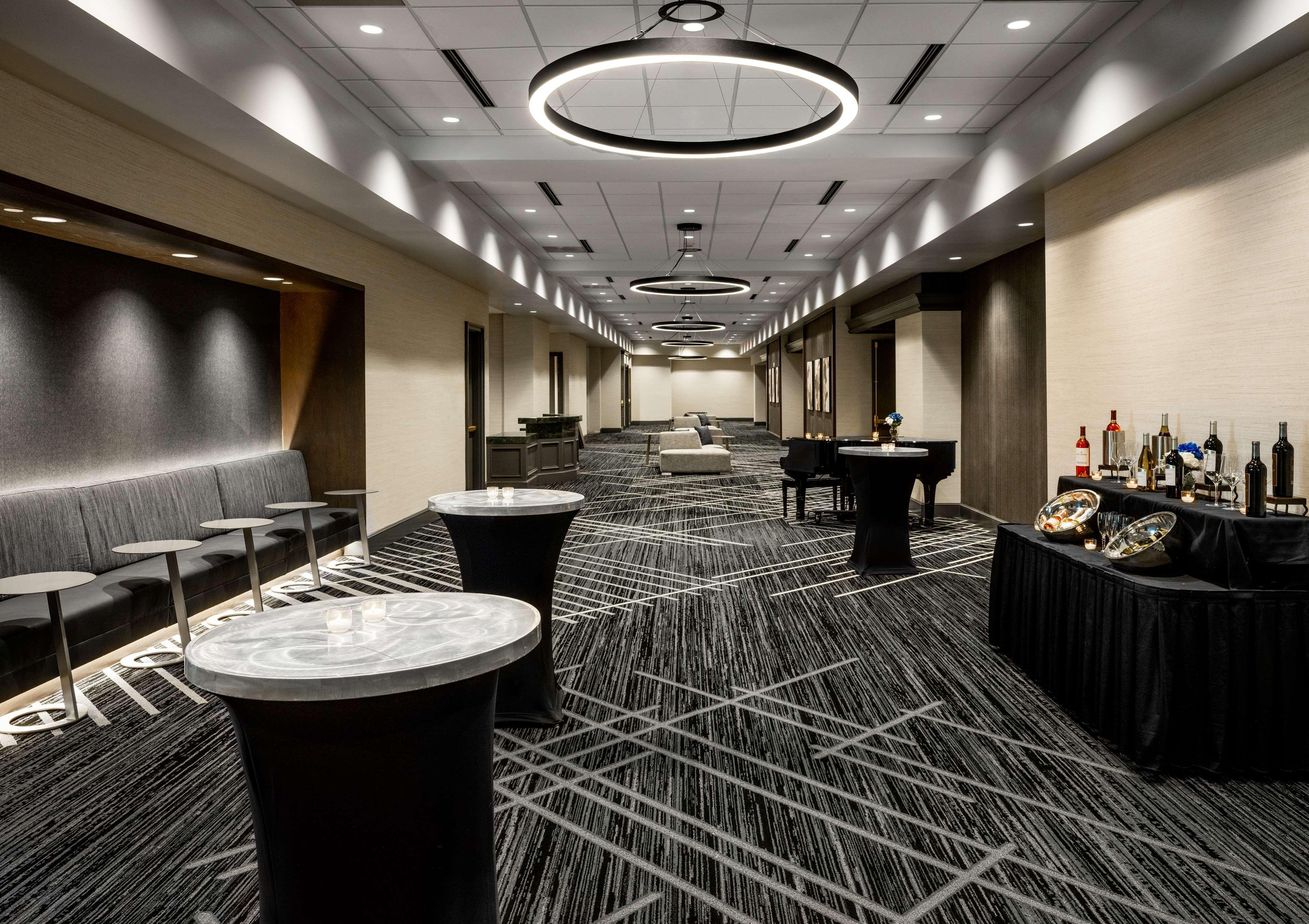 Hilton Charlotte Airport Hotel Eksteriør bilde