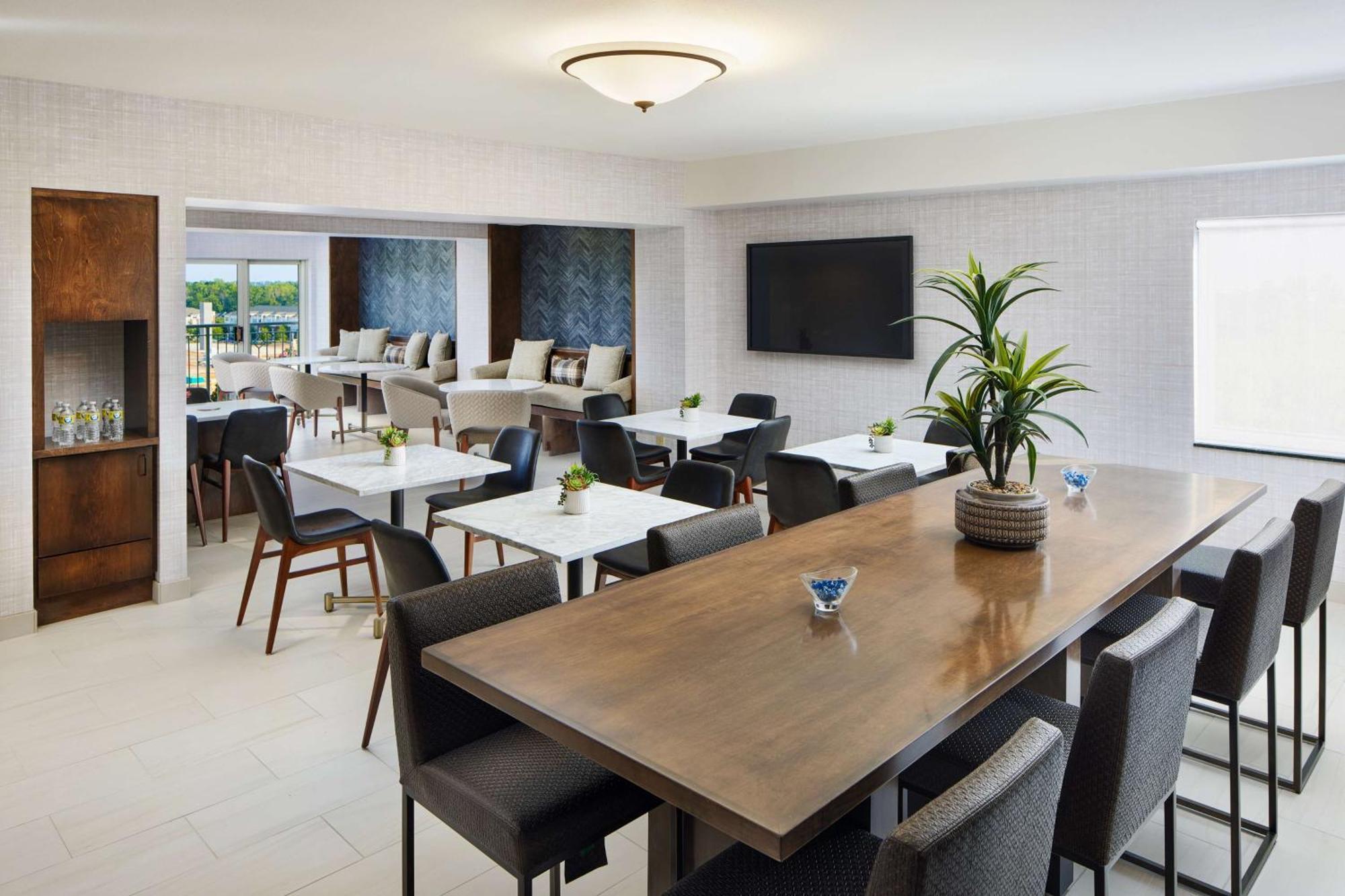 Hilton Charlotte Airport Hotel Eksteriør bilde
