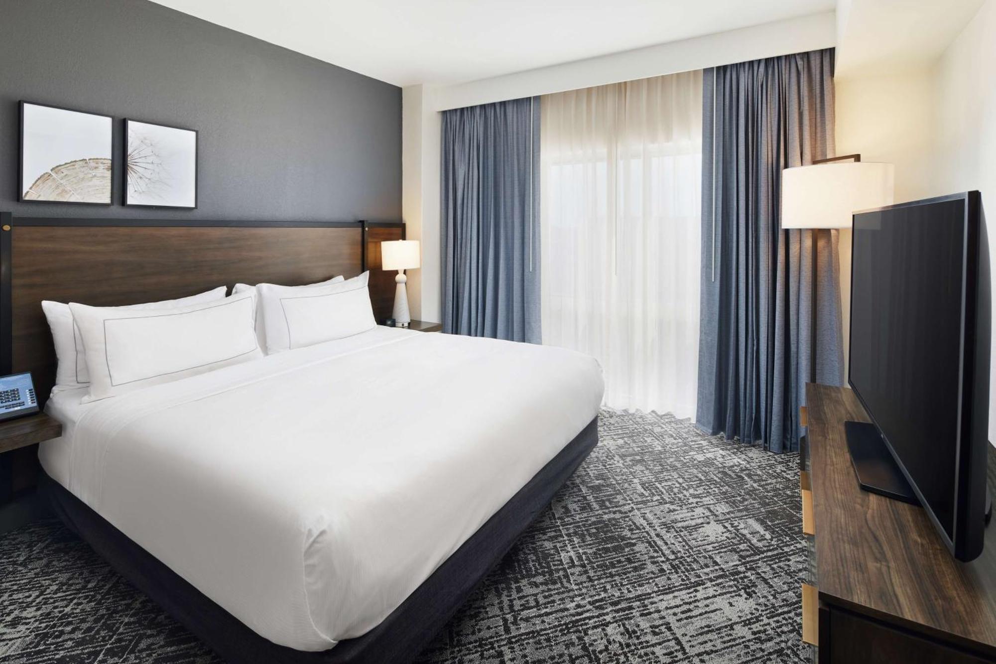 Hilton Charlotte Airport Hotel Eksteriør bilde